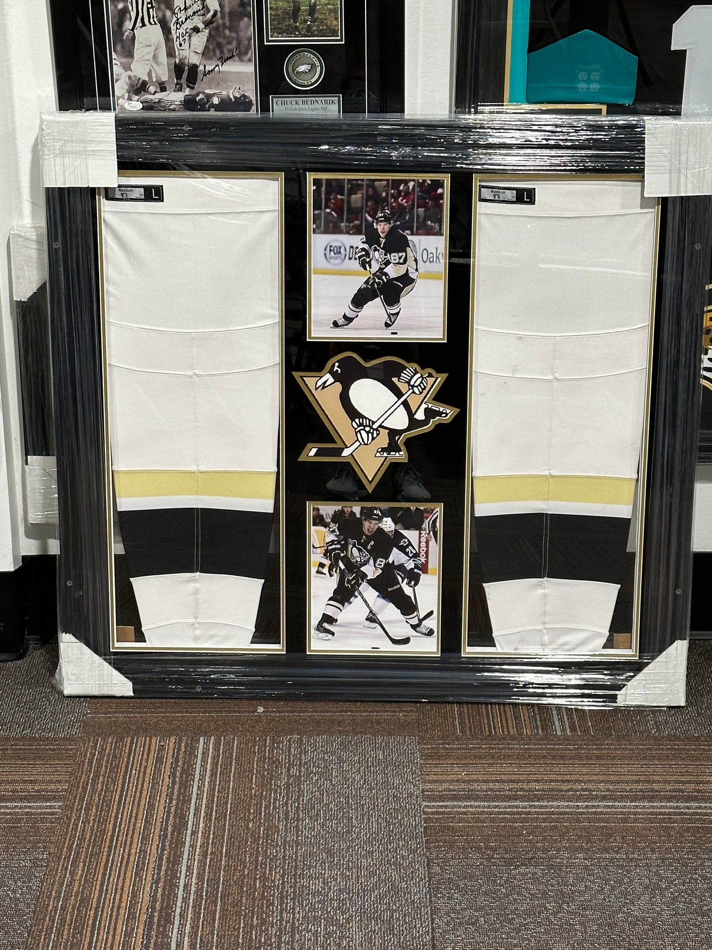 SIDNEY CROSBY Pittsburgh Penguins Game Socks Framed