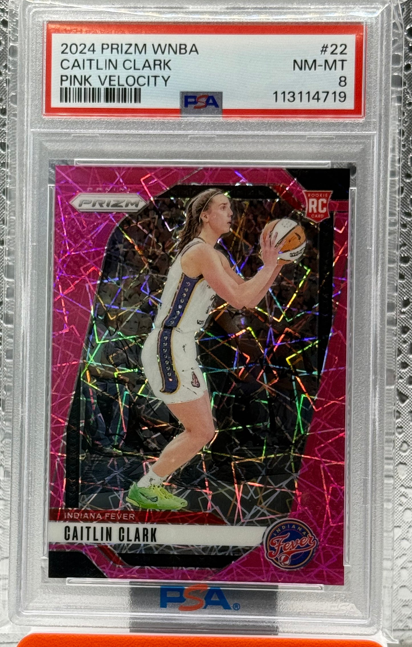 2024 PANINI PRIZM WNBA #22 CAITLIN CLARK PINK VELOCITY RC /79 PSA 8 Indiana Fever
