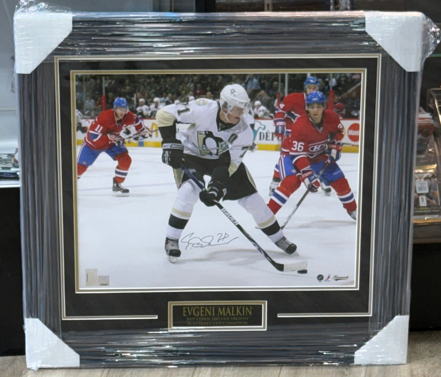 Evgeni Malkin Signed 16x20 Photo Pittsburgh Penguins Frameworth