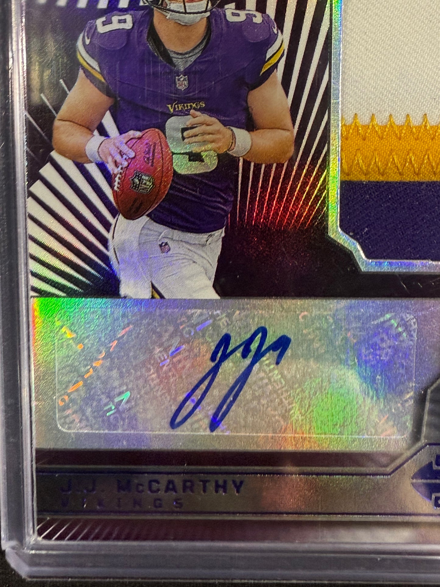 J.J. MCCARTHY 2024 ILLUSIONS FIRST IMPRESSIONS RC 3 COLOR PATCH AUTO SP /75 NM