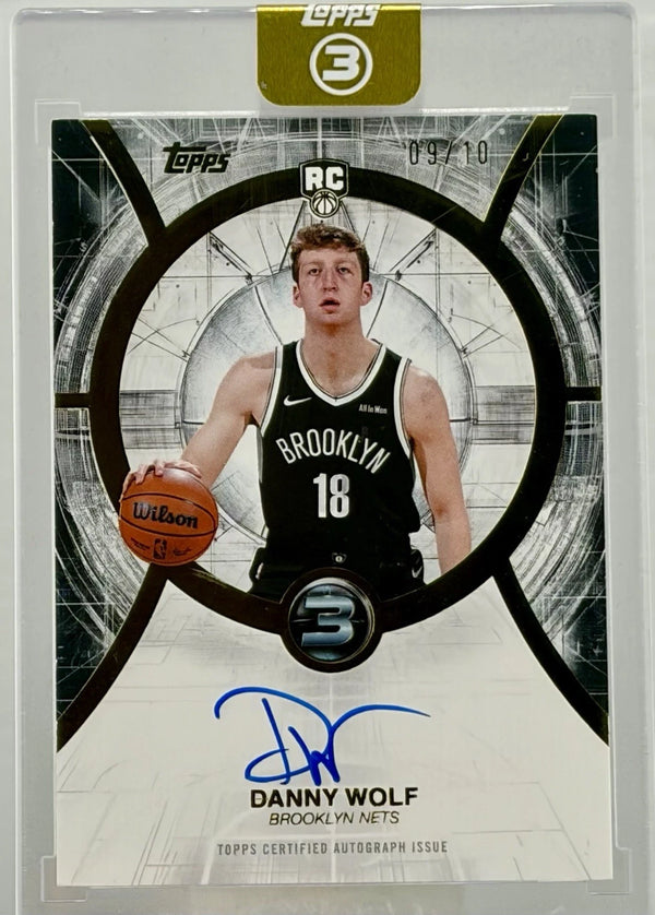 2025-26 Topps 3 Gold Rookie Auto Danny Wolf 9/10 RC Nets
